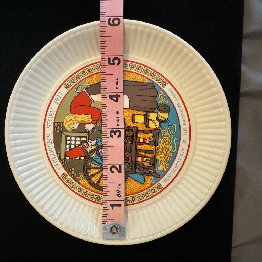 Wedgwood Children's Stories Plate with Blue and Orange Accents - Picture 4 of 6